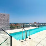 Inf26H- Comfortable And Spacious City Apartment
